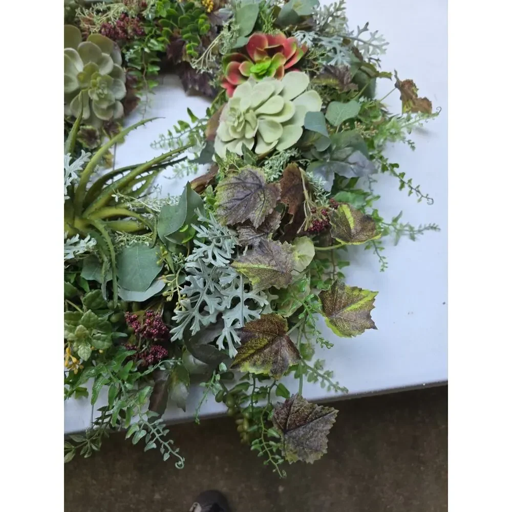 Succulent Green Wreath Eucalyptus 30